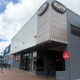 Kuty sede calle 80